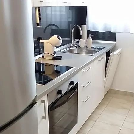 Happy Dreams Near The And Old Town Διαμέρισμα *